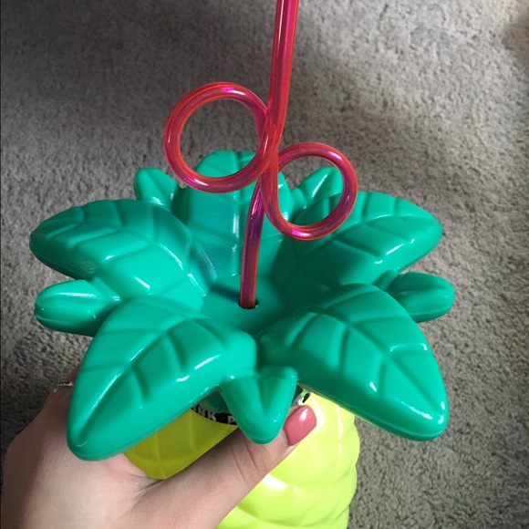 🚫SOLD🚫PINK Cool-Lada Cup - Picture 2 of 3