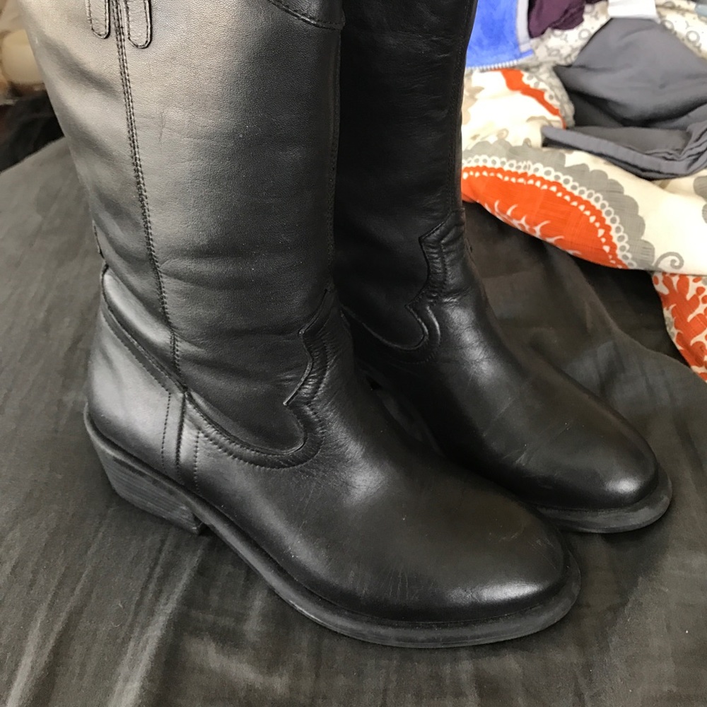 Arthur's chiang boots