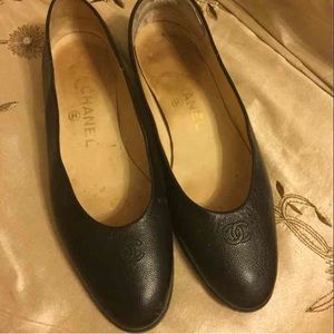 AUTHENTIC CHANEL FLATS