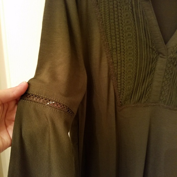 Boho forest green top - Picture 3 of 3