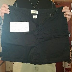 St. John's bay skort sz16