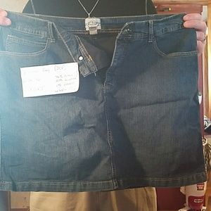 St. John's bay skort sz16