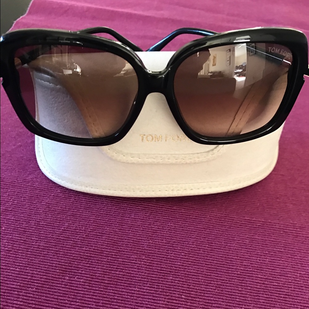 💯 Authentic Tom Ford  Paloma TF 323 😎 😎😎