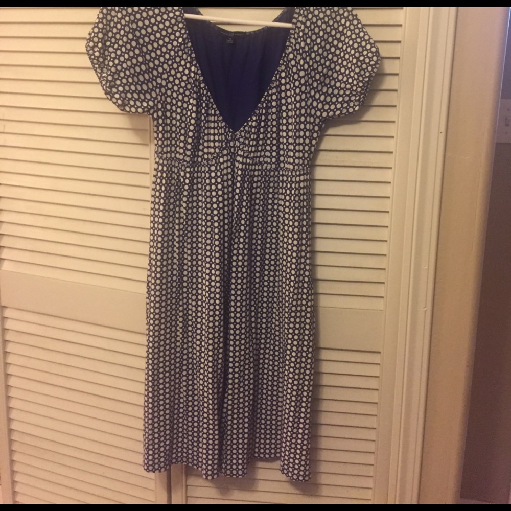 Gap cream and blue dress with pockets