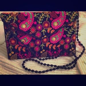 Adorable Black and pink bag (New)