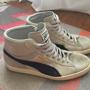 Men's Mid Top Pumas Size 12