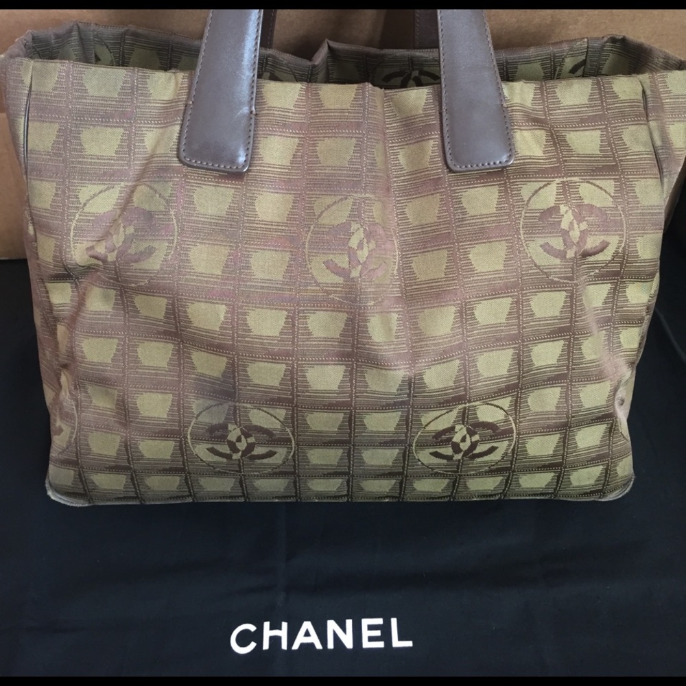 💯Authentic Chanel weekender series