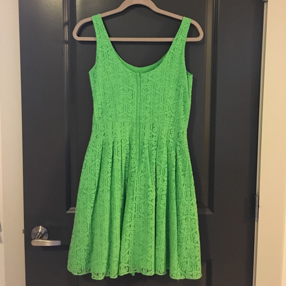 Sold! NWT Lilly Pulitzer green lace dress - Picture 2 of 4