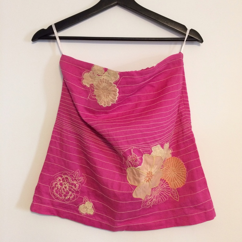 Strapless embroidered top