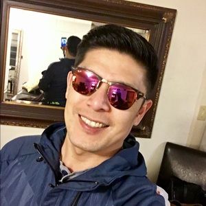 Meet your Posher, Ray