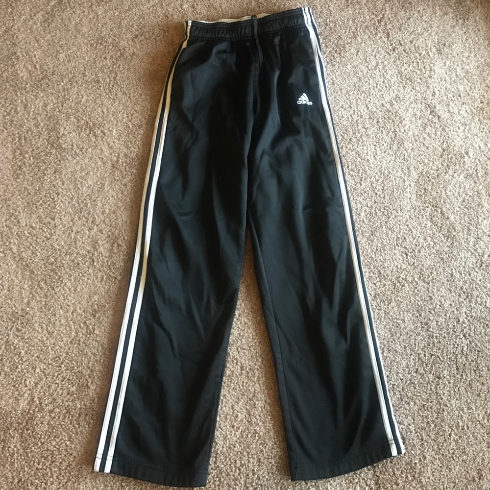 Boys L Adidas pants