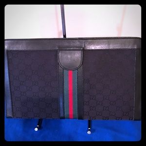 ❌❌SOLD❌❌🦋🦋Gucci Clutch🦋🦋