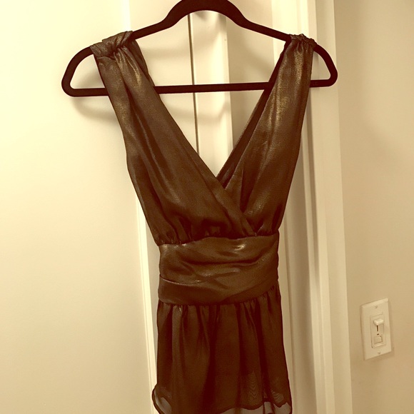 French connection gold/black top - Picture 1 of 3