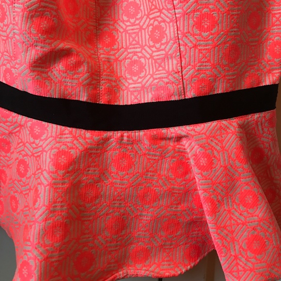 DV Dolce Vita neon peplum tank - Picture 2 of 4
