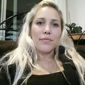 Meet your Posher, Kelli