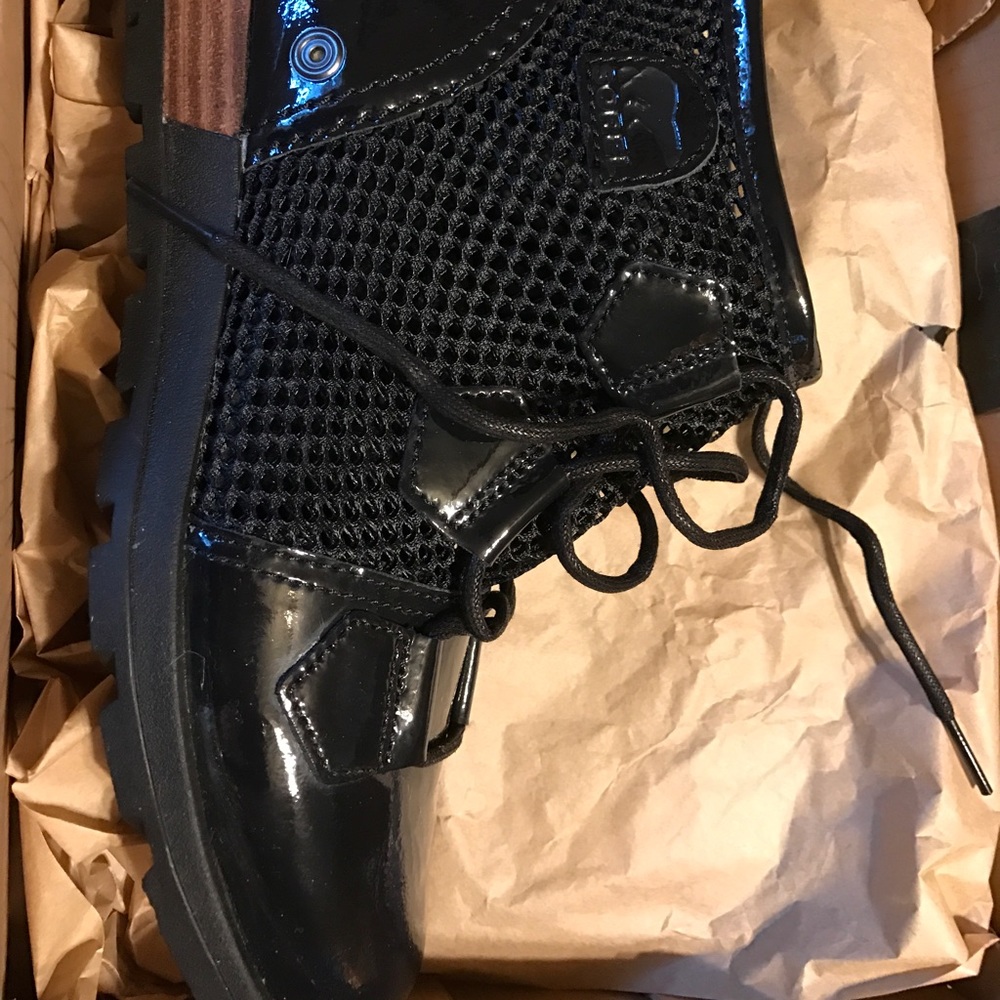 Women's size 7 boots SOLD!!!