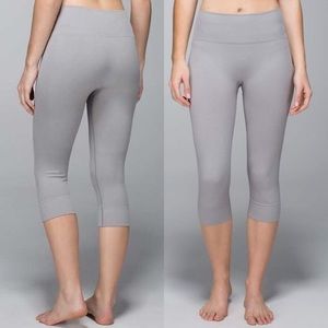 size 6 Lululemon Seamlessly Street Crop grey