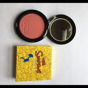 MAC The Simpsons Powder Blush in "Sideshow You"