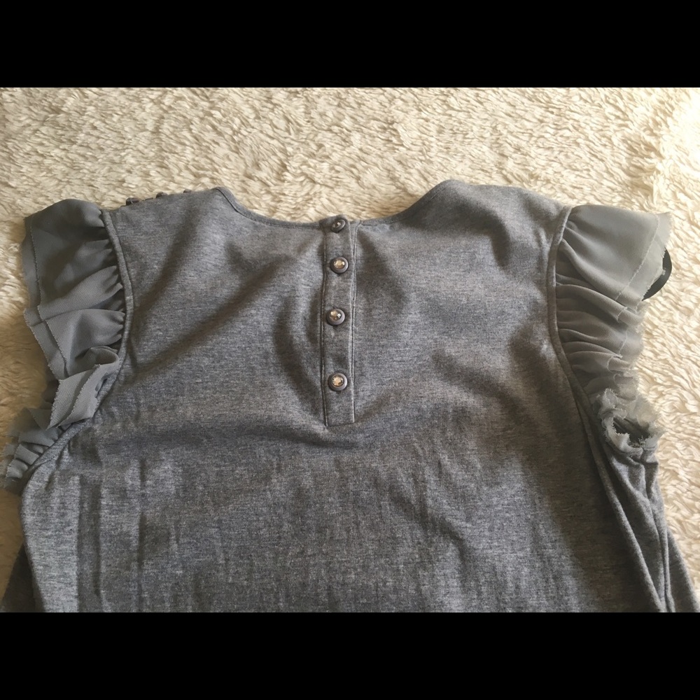 🎀Embellished Top🎀 - Picture 4 of 4