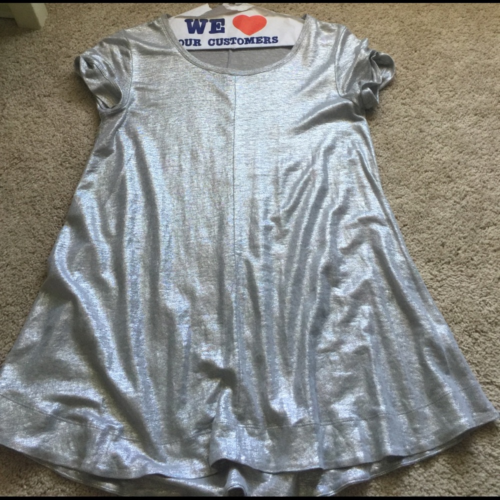 Round neck short sleeve T shirt