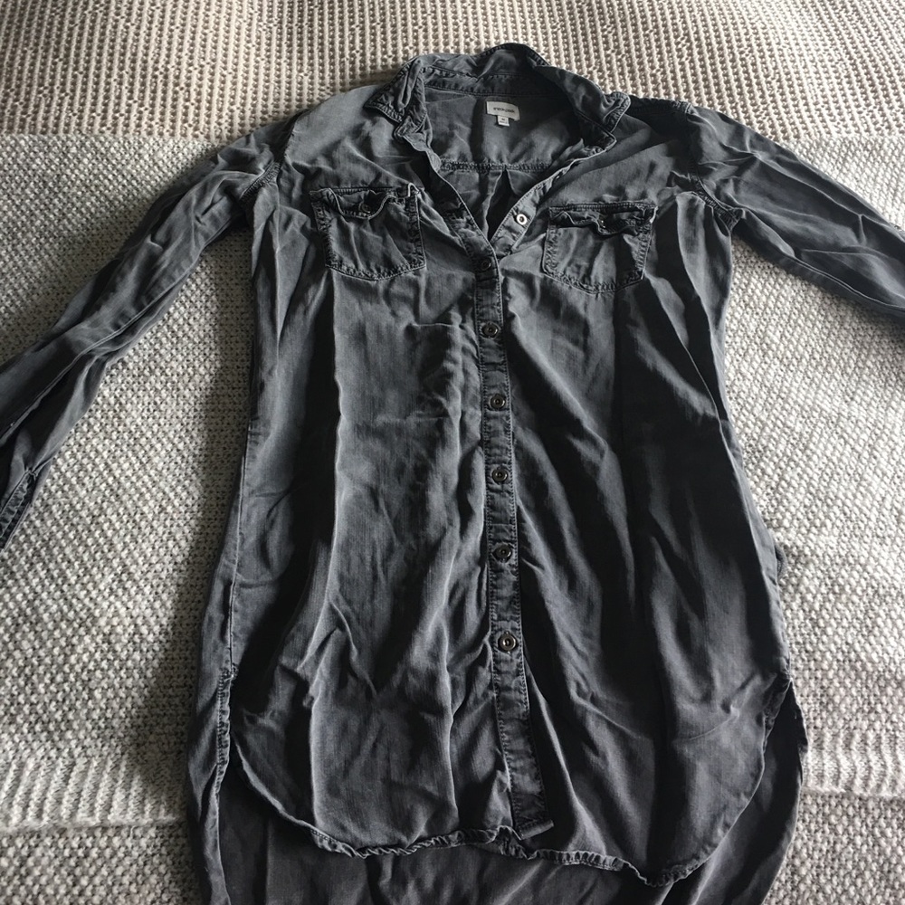 Chic Long button up top