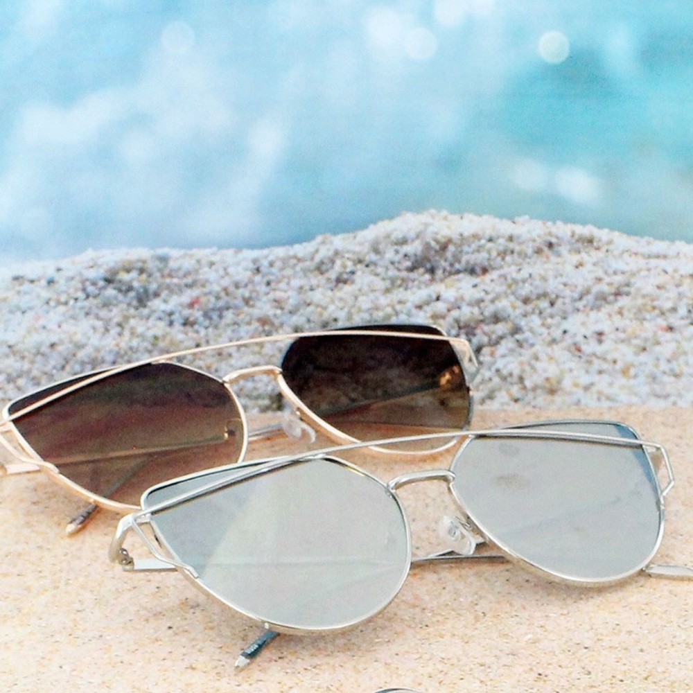 Silver framed sunnies!!! - Picture 1 of 5
