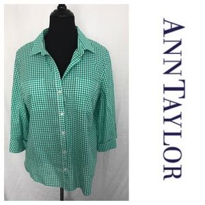 NWOT Ann Taylor Gingham Print Button Down Top