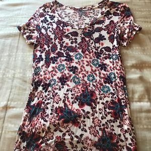 Cute floral print tshirt