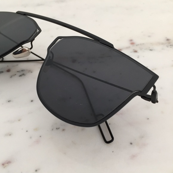 "Camilla" Sunglasses || Black - Picture 3 of 6