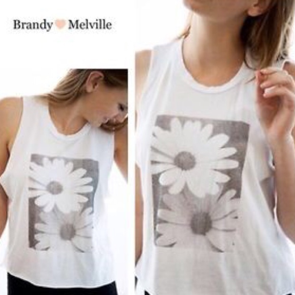 Cropped shirt that one size fits all