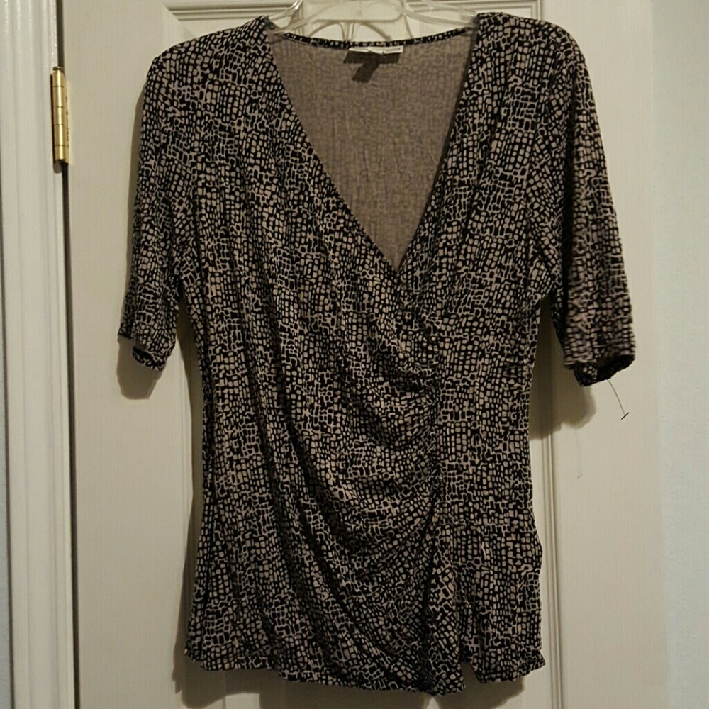 Dana Buchman short sleeve top