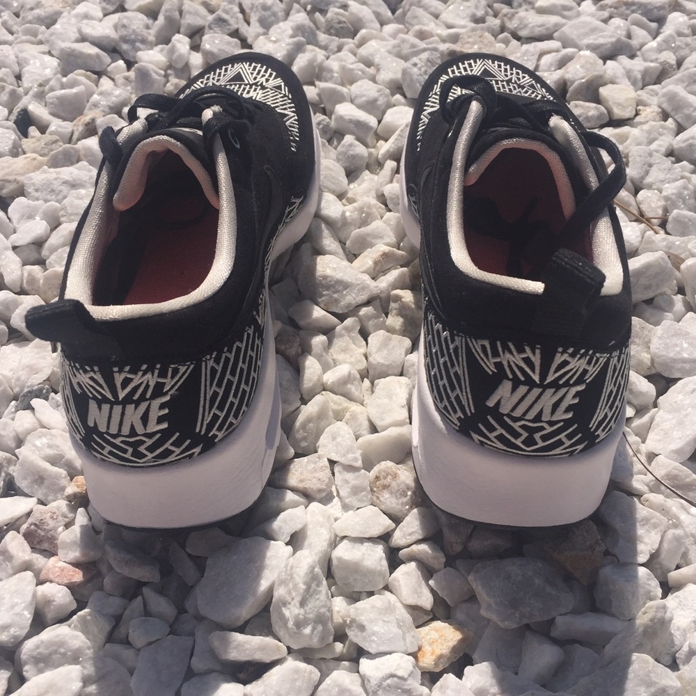 Air Max Thea LO NYC - Picture 7 of 8