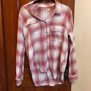 Plaid button-up
