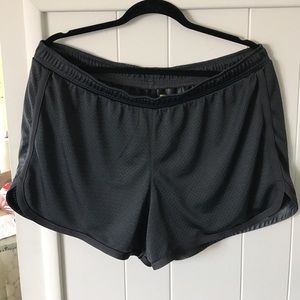 Athletic shorts