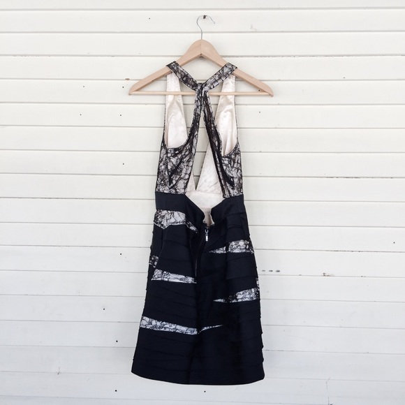 ✖️Black and Cream Lace Plunge Mini Dress✖️ - Picture 6 of 7