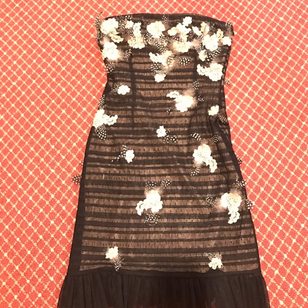 BCBG XS floral lace dress - Picture 3 of 3