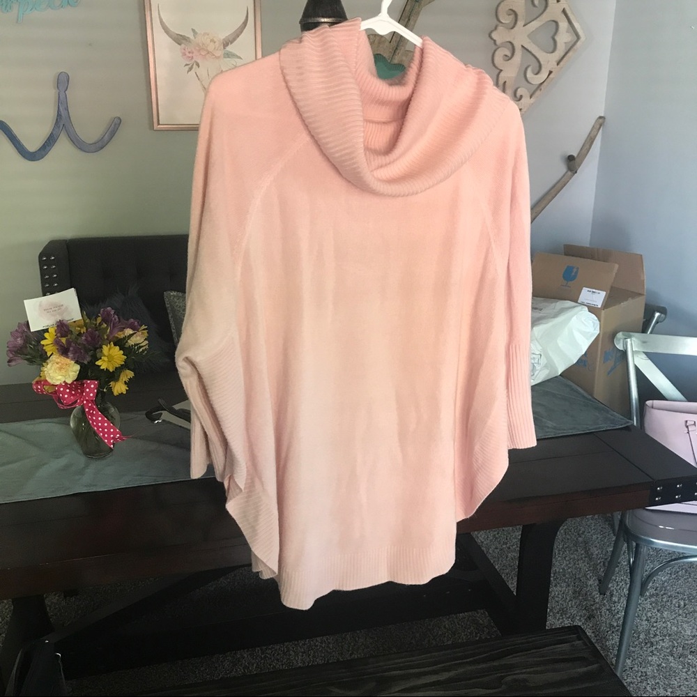 Pink turtle neck sweater - Picture 4 of 6