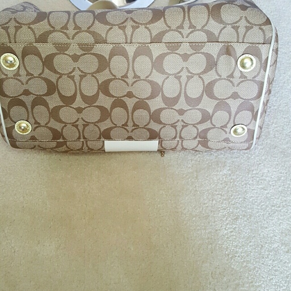 Coach Satchel Handbag - Picture 5 of 8