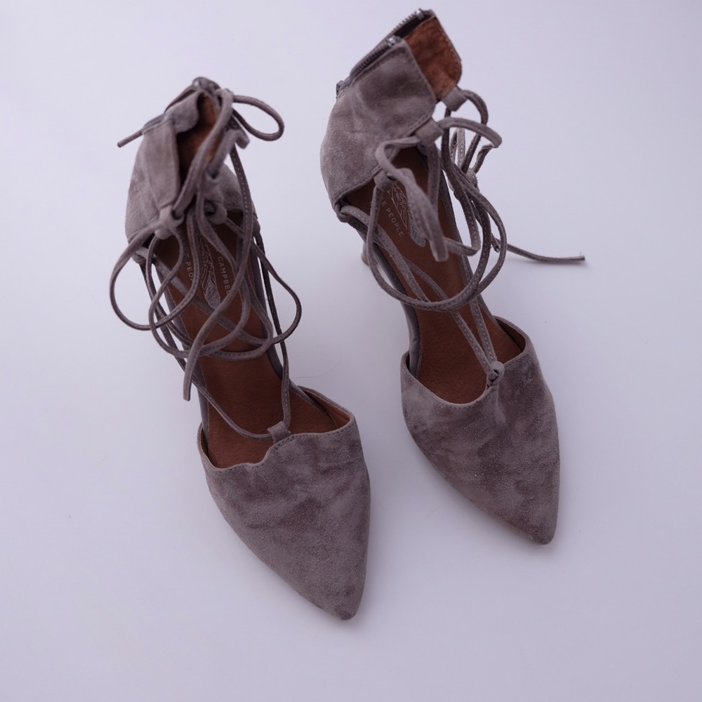 NWOB US7.5 Jeffrey Campbell x Free people pumps