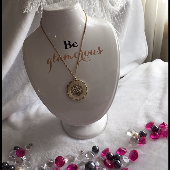 VINTAGE ~ B.S.K. Signed Necklace - Picture 2 of 4