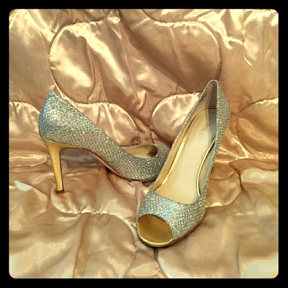 Enzo Angiolini Pumps