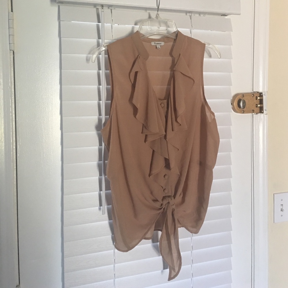 Sleeveless sheer button up blouse