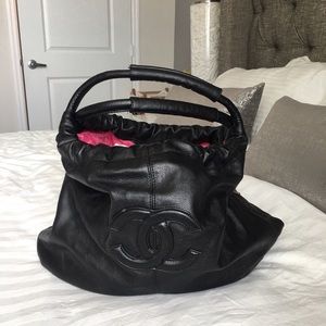 Designer inspired purse. Mirror image 🖤💕