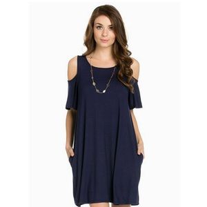 🎉HP🎉 Navy Cold-Shoulder Pocket Dress