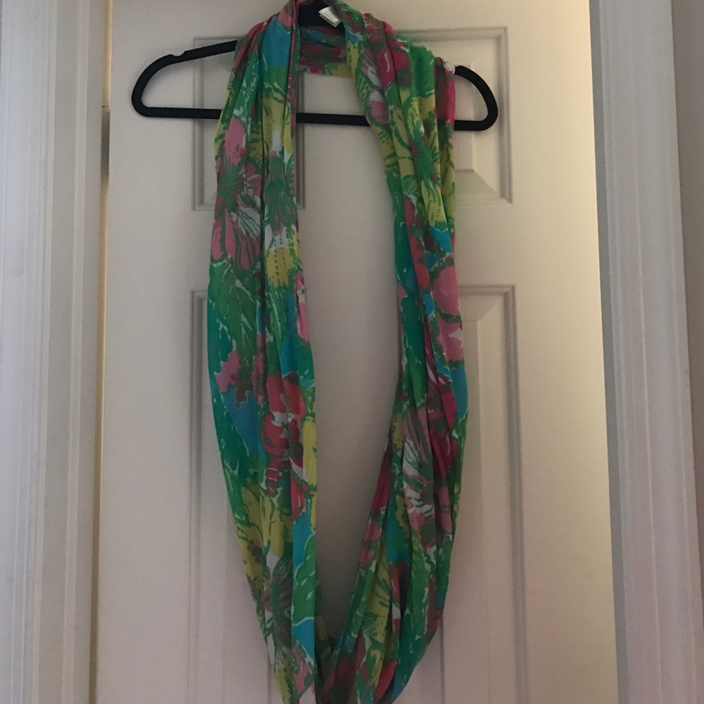 Infinity scarf
