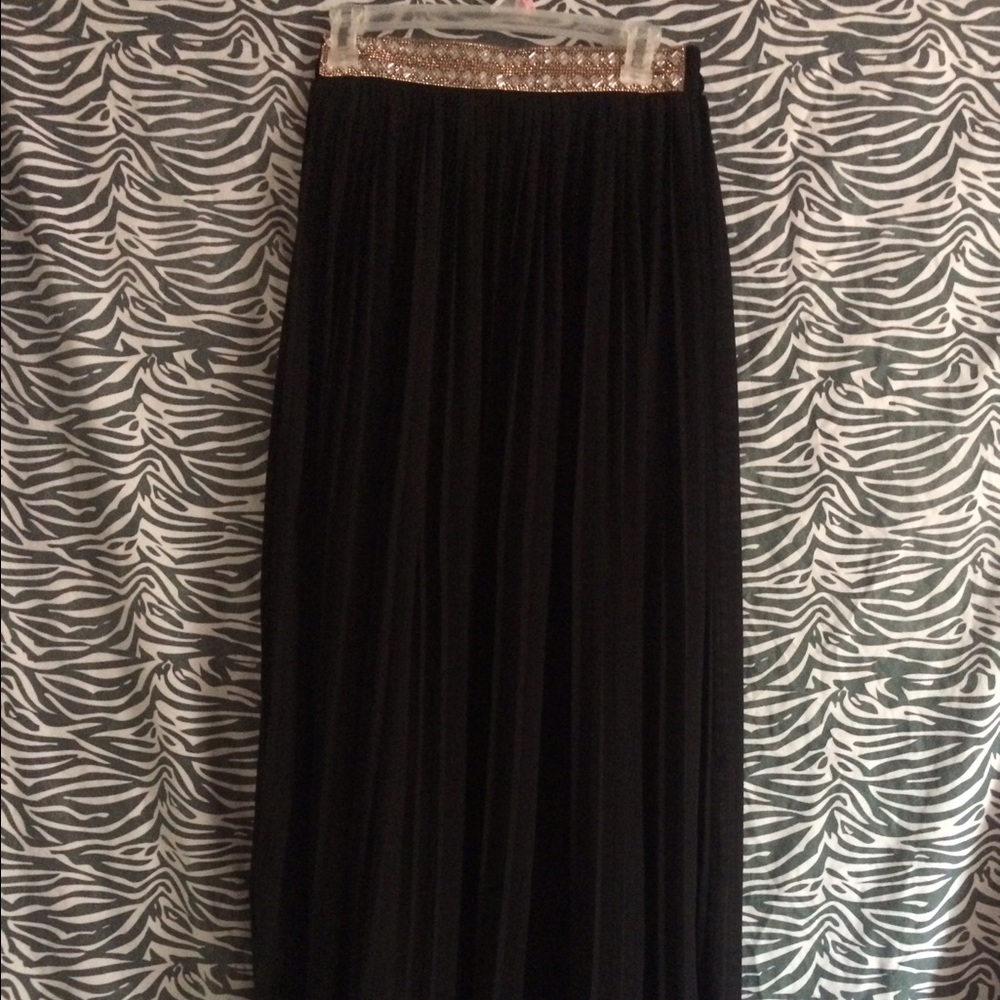 Long maxi skirt