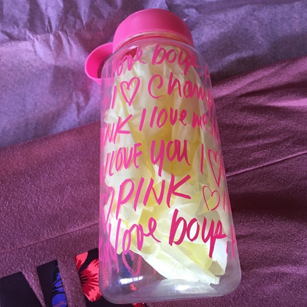 PINK campus water bottle.