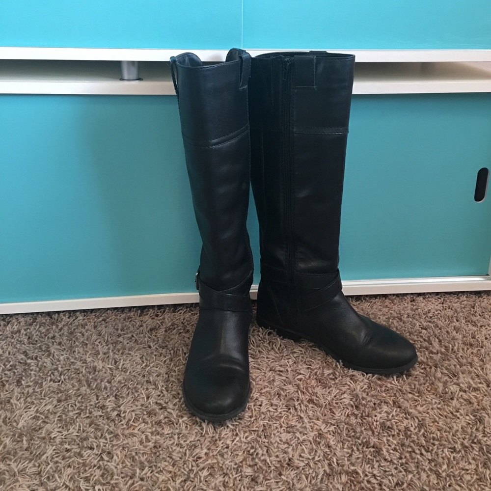 Marc Fisher Zip-Up Boots ❣️Final Price❣️