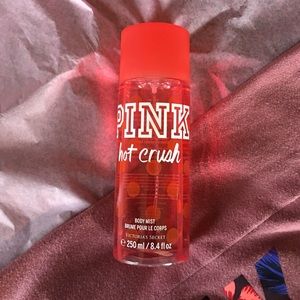 PINK body mist