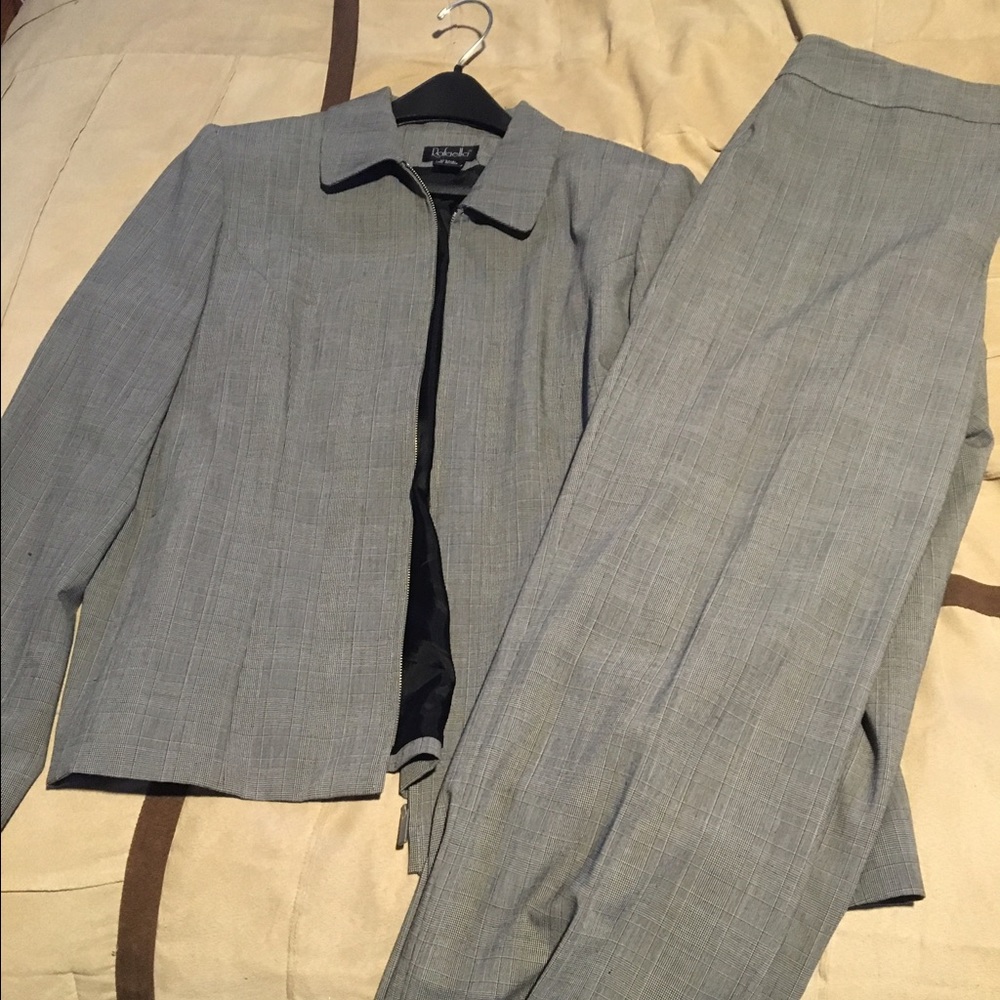 Women's Pants Suit